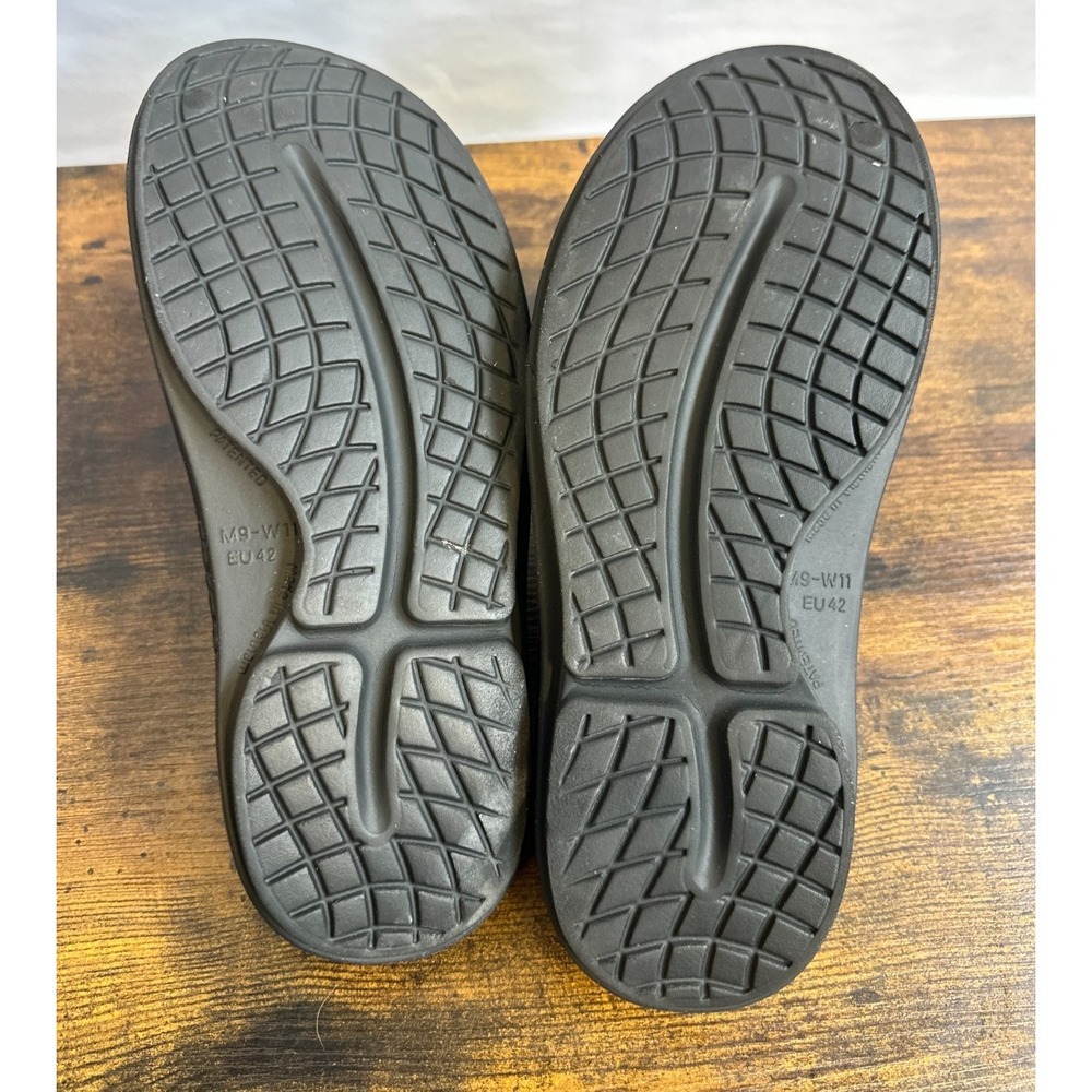 Oofos OOcloog Luxe Clog Womens Size 11 Mens 9 EU 42 Black Walking Recovery Shoes - Picture 10 of 13